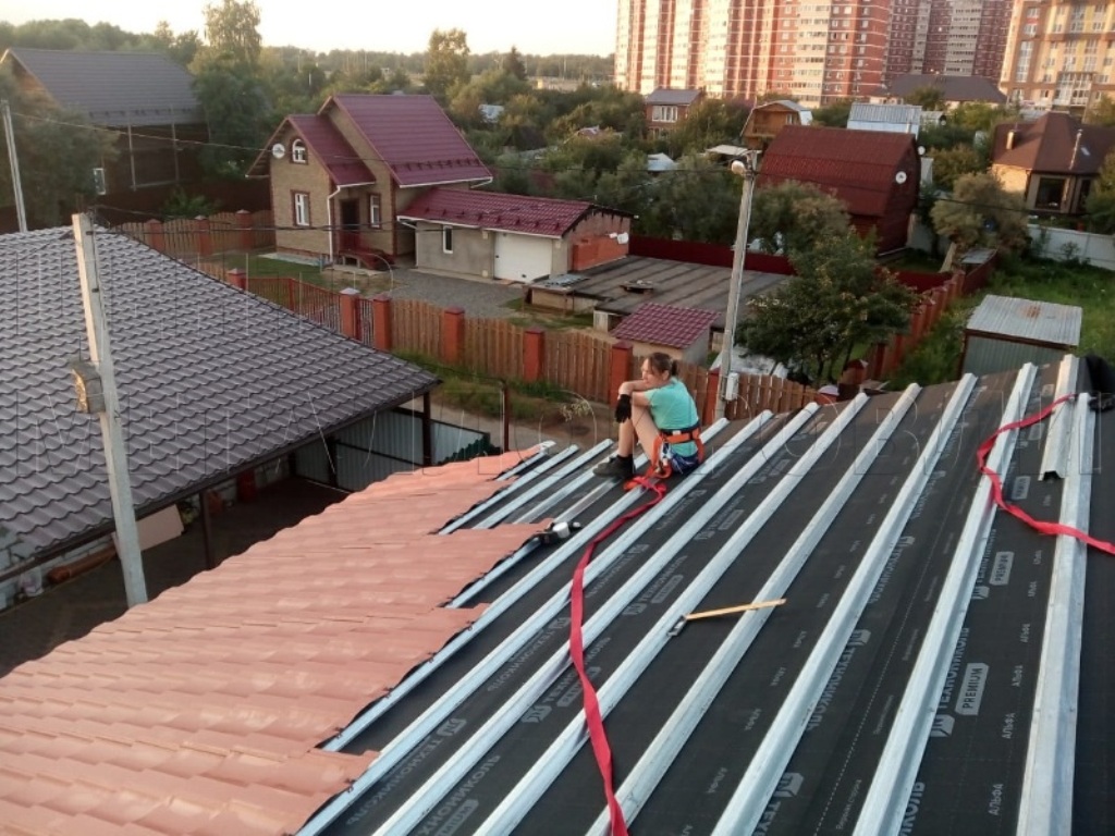 Металлочерепица Геркулес 8004 терракотовый Стальной Бархат от Центра Металлокровли в Караганде